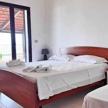 Nyaraló Almare Tropea Fitili